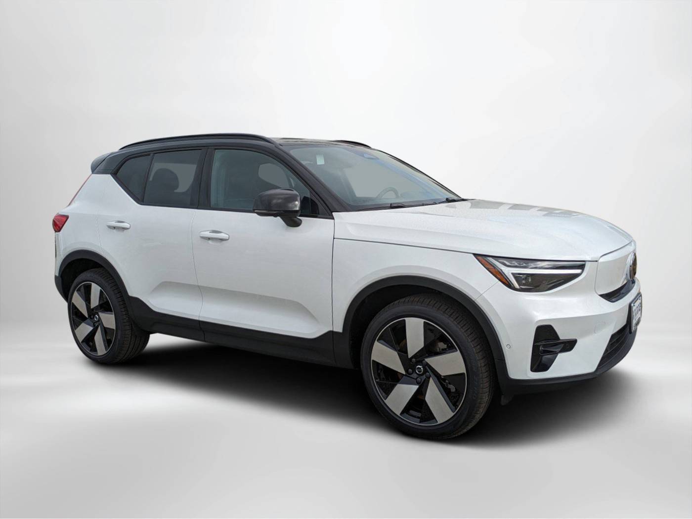 2024 Volvo XC40 Recharge Plus — SUV — 6,000 mi — Hampton, VA