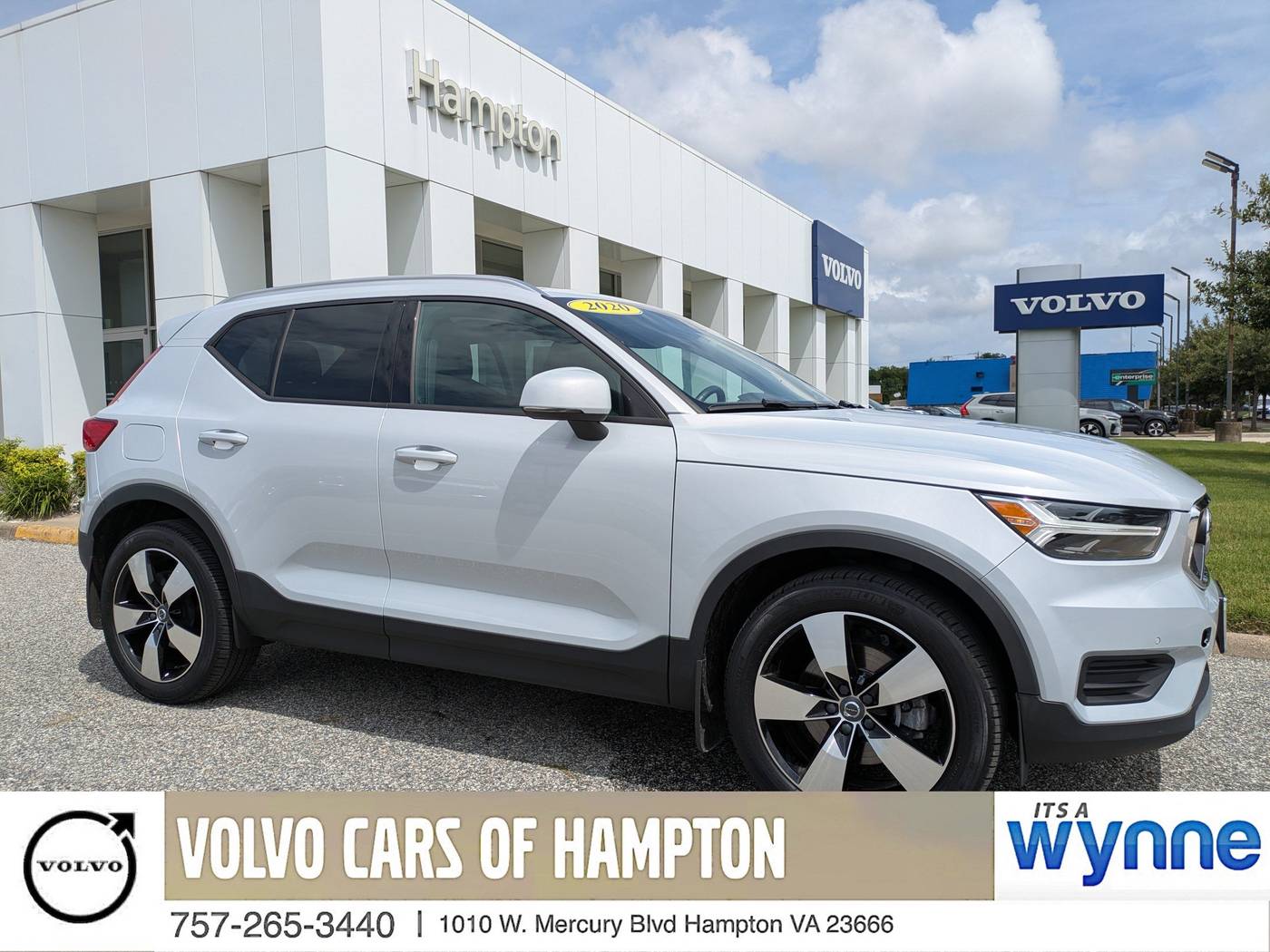 2020 Volvo XC40 Momentum — SUV — 26,384 mi — Hampton, VA