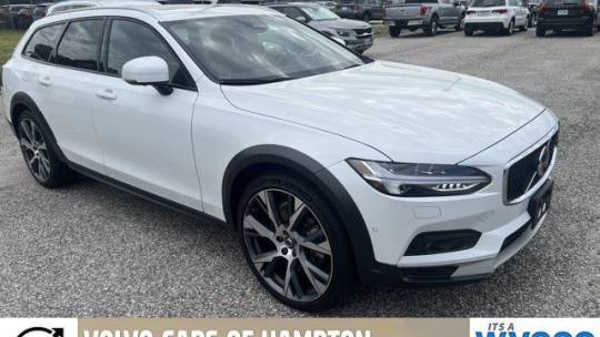2023 Volvo V90 Cross Country B6 Ultimate