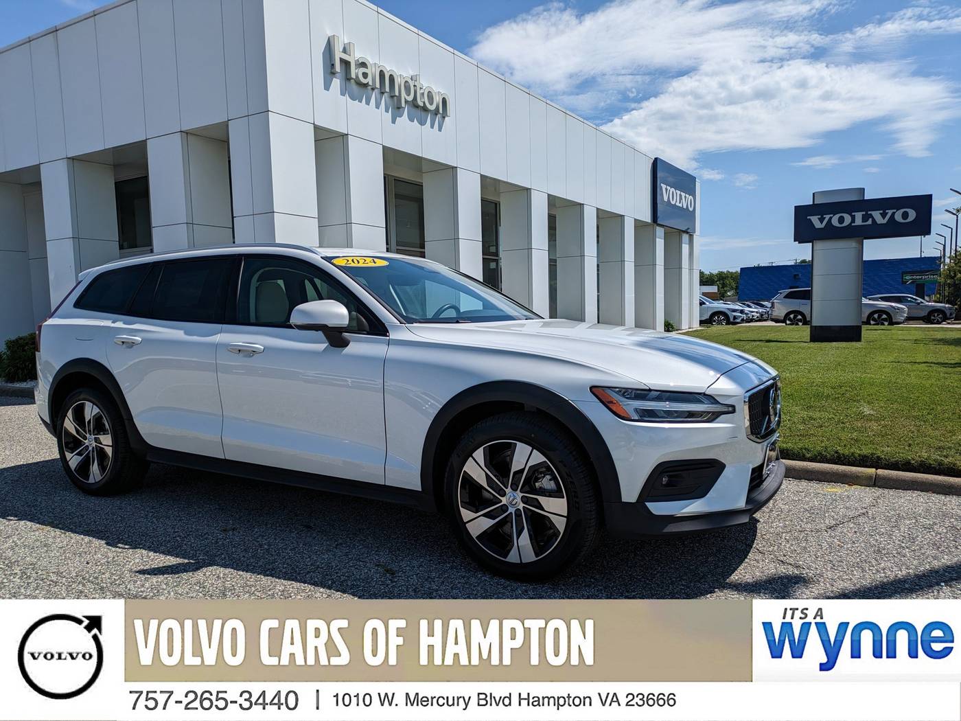2024 Volvo V60 Cross Country Plus — Wagon — 12,502 mi — Hampton, VA