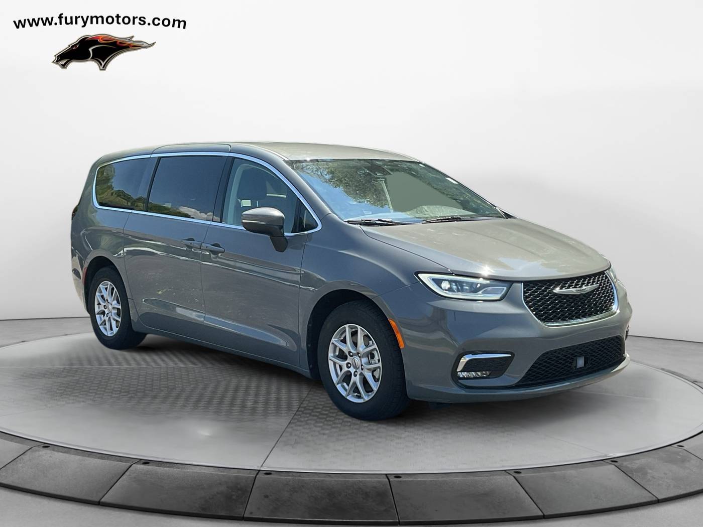 2023 Chrysler Pacifica Touring L — Minivan — 62,971 mi — South St. Paul, MN
