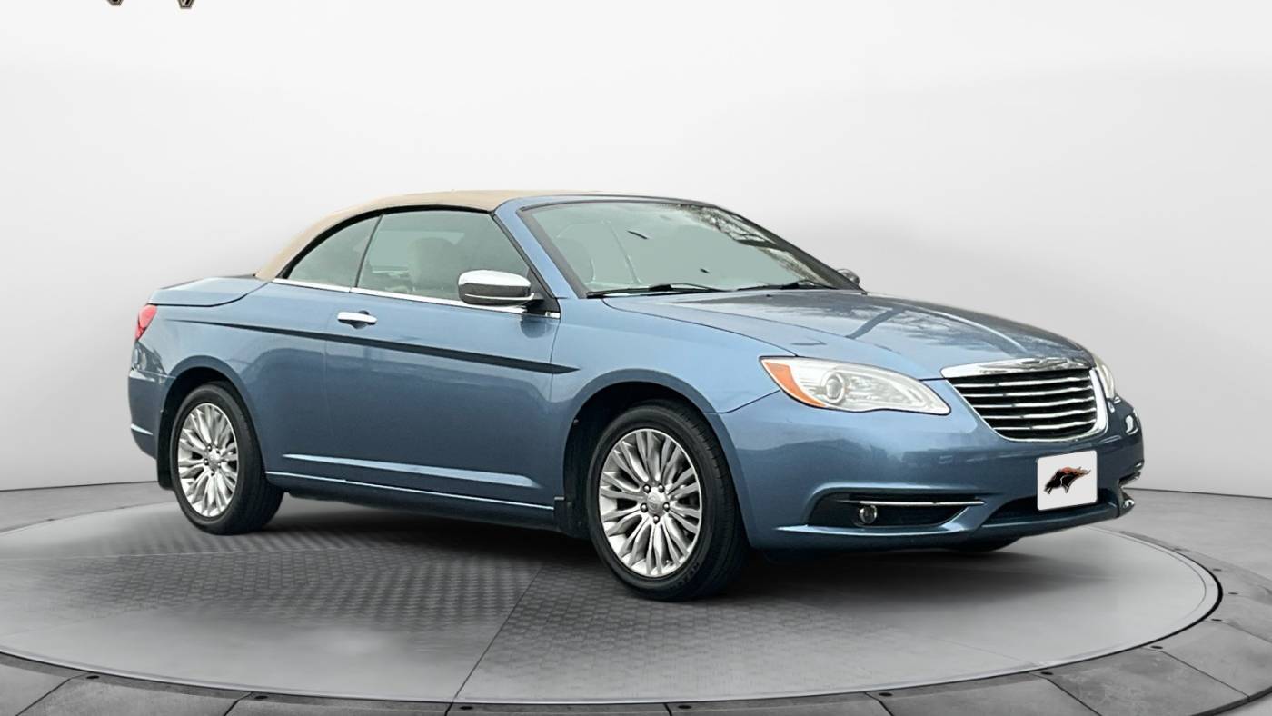 2011 Chrysler 200 Limited — Convertible — 99,102 mi — South St. Paul, MN