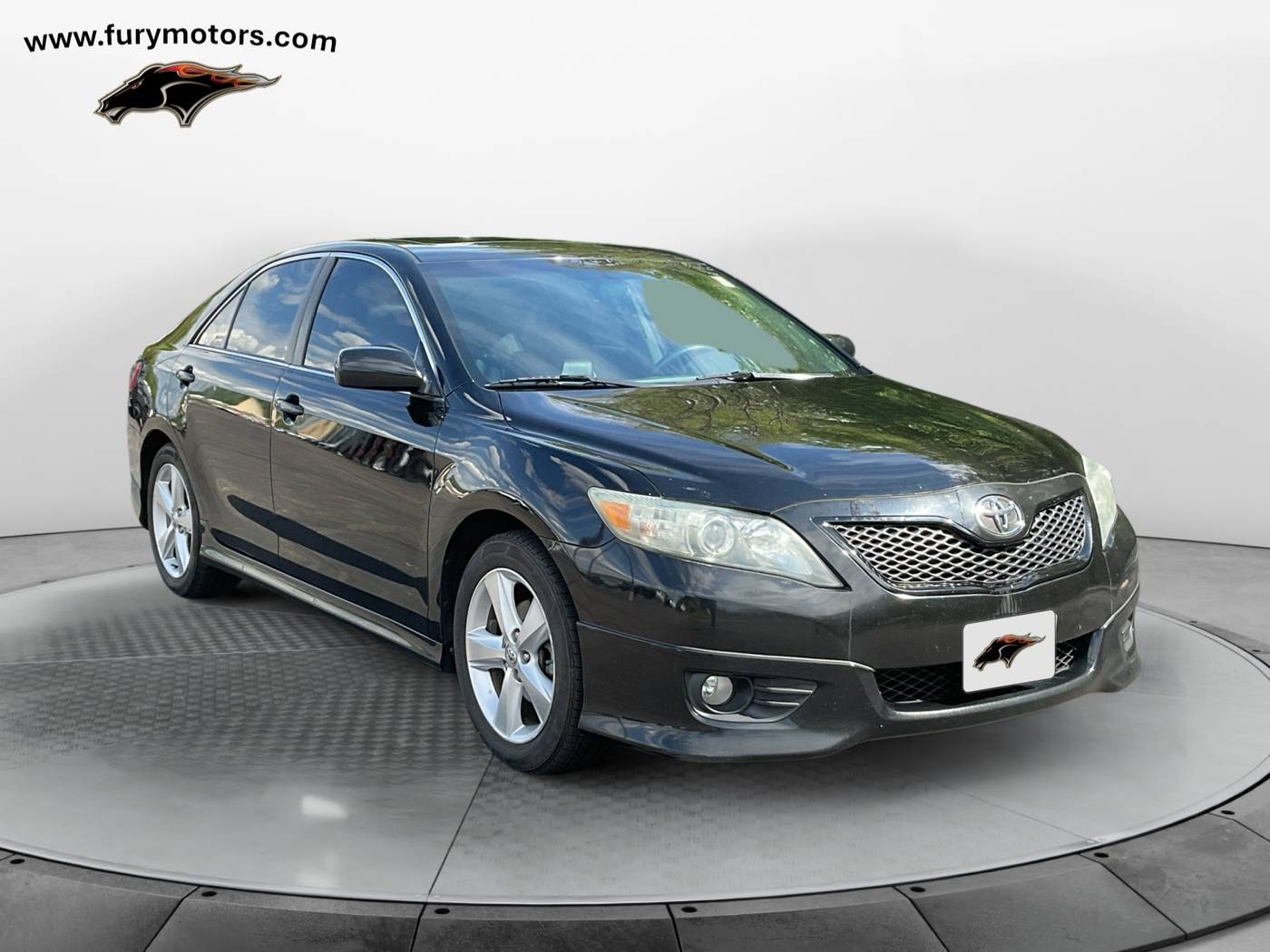 2011 Toyota Camry SE — Sedan — 166,815 mi — South St. Paul, MN