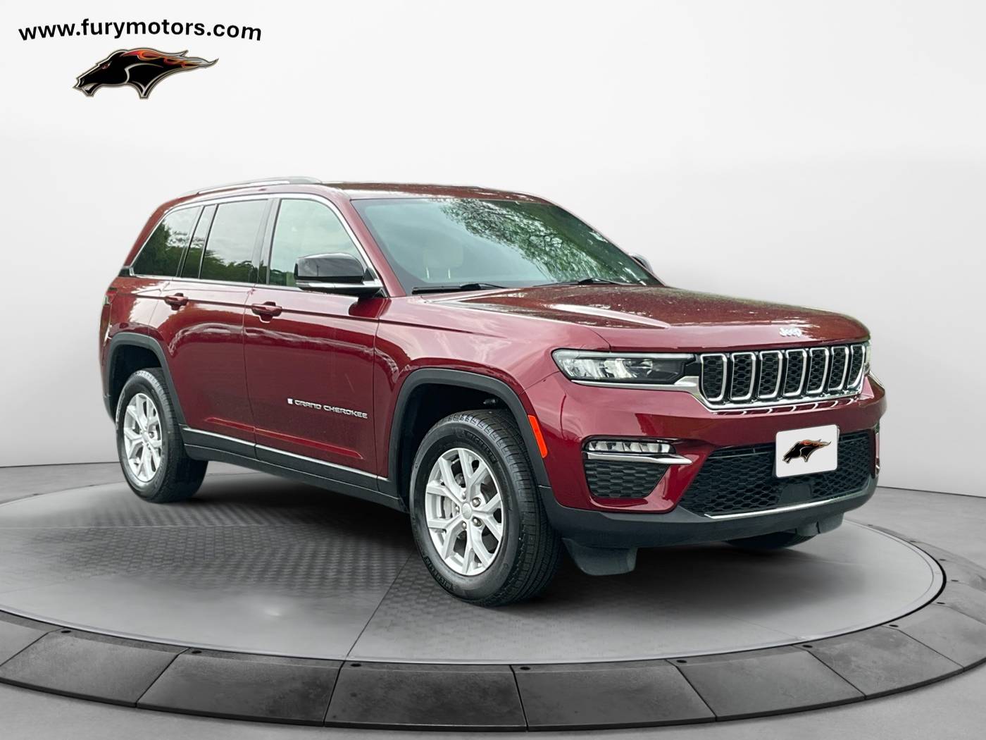 2024 Jeep Grand Cherokee Limited — SUV — 15,856 mi — South St. Paul, MN
