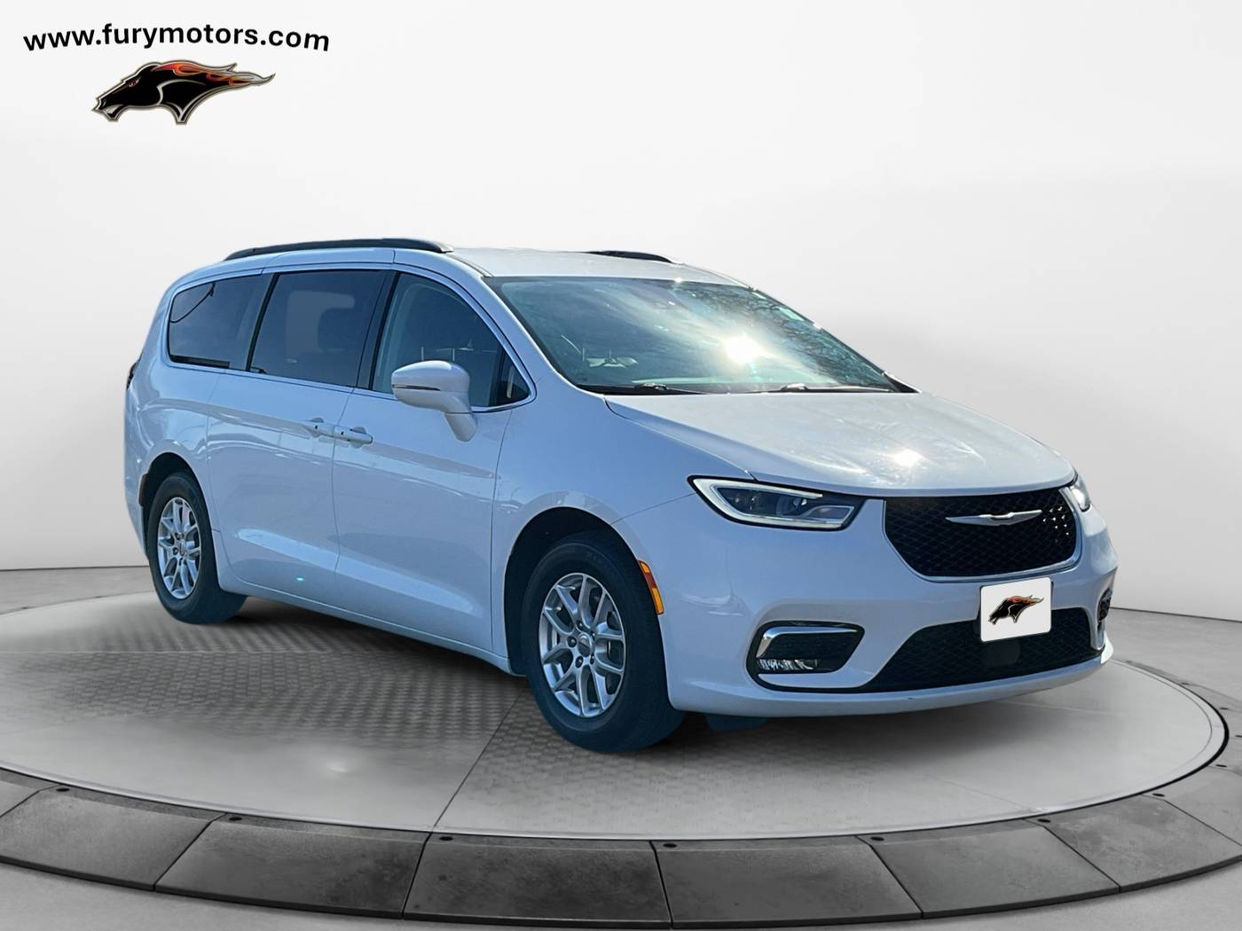 2022 Chrysler Pacifica Touring L — Minivan — 58,810 mi — South St. Paul, MN