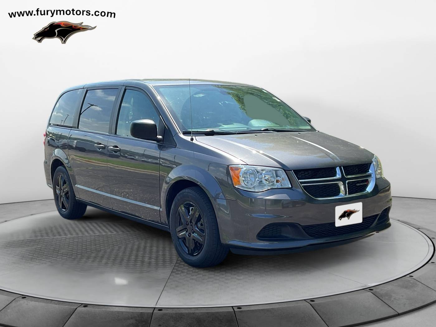 2019 Dodge Grand Caravan SE — Minivan — 100,167 mi — South St. Paul, MN
