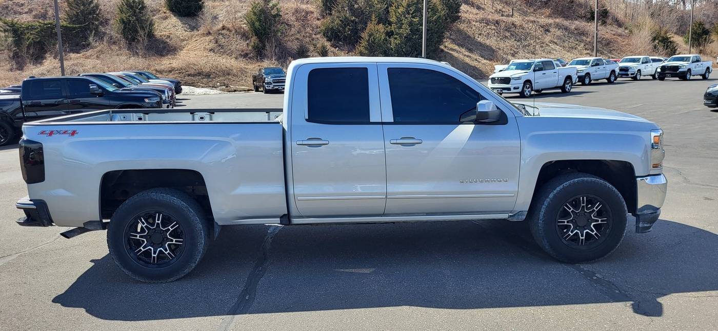 2016 Chevrolet Silverado 1500 LT — Pickup Truck — 118,424 mi — South St. Paul, MN
