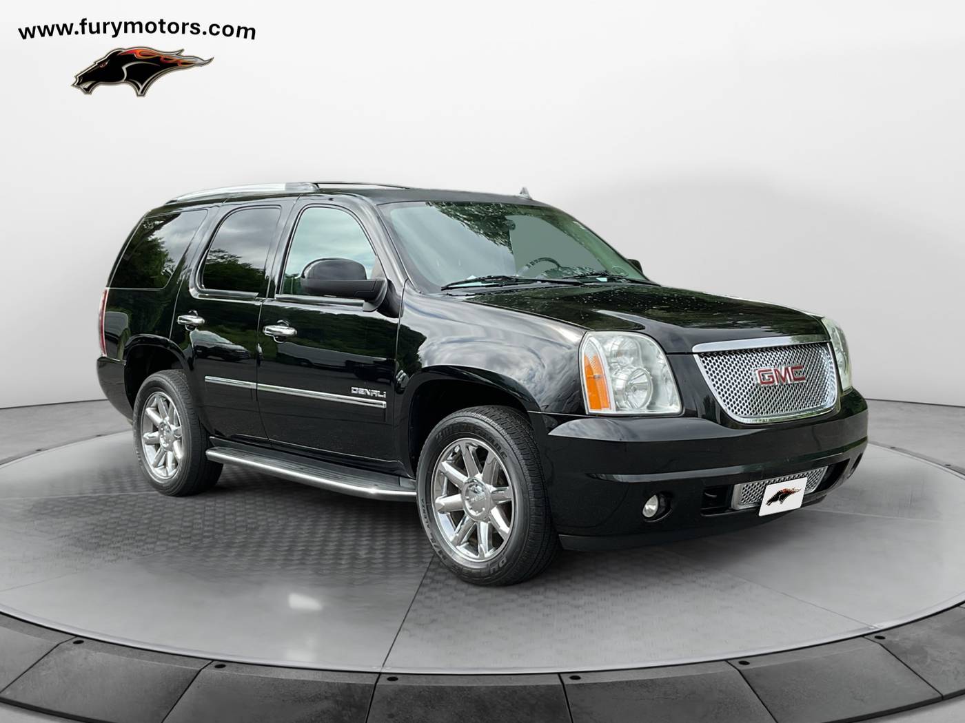 2013 GMC Yukon Denali — SUV — 157,179 mi — South St. Paul, MN