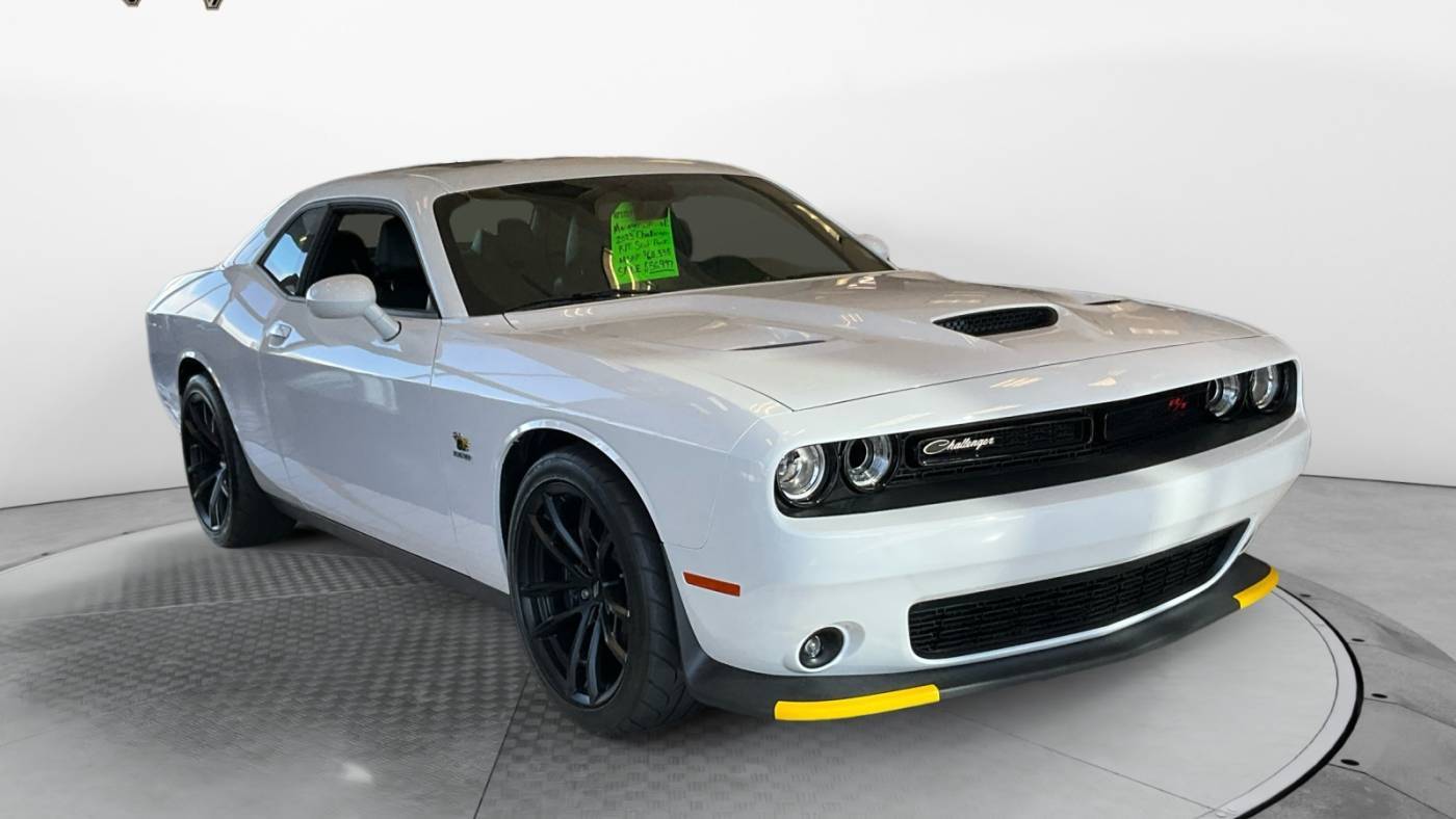 2023 Dodge Challenger R/T Scat Pack — Coupe — 9 mi — South St. Paul, MN