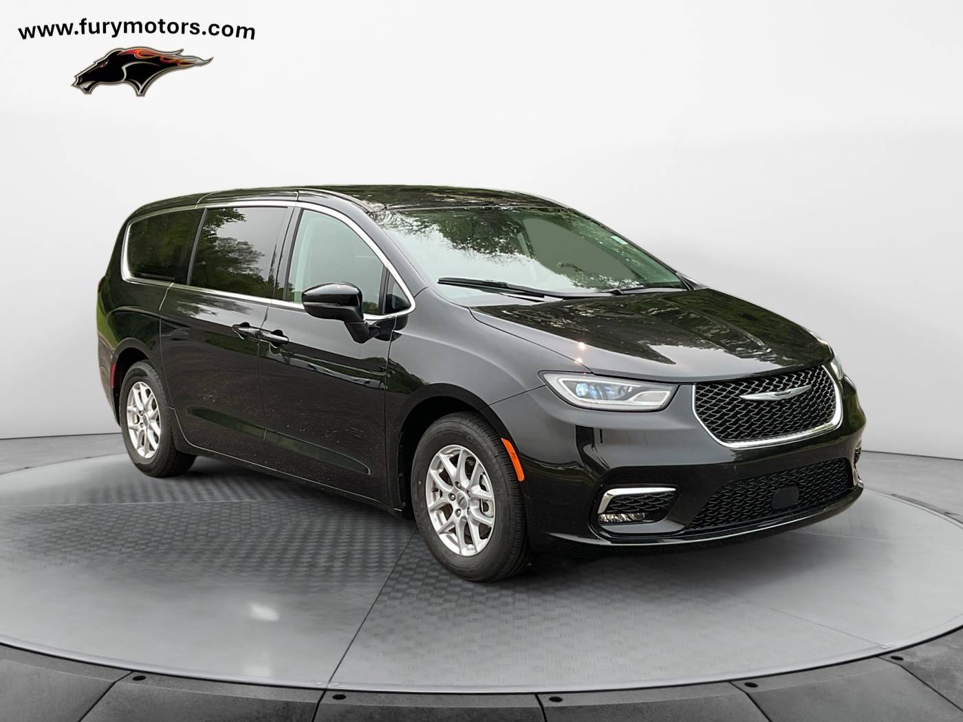 2023 Chrysler Pacifica Touring L — Minivan — 56,265 mi — South St. Paul, MN