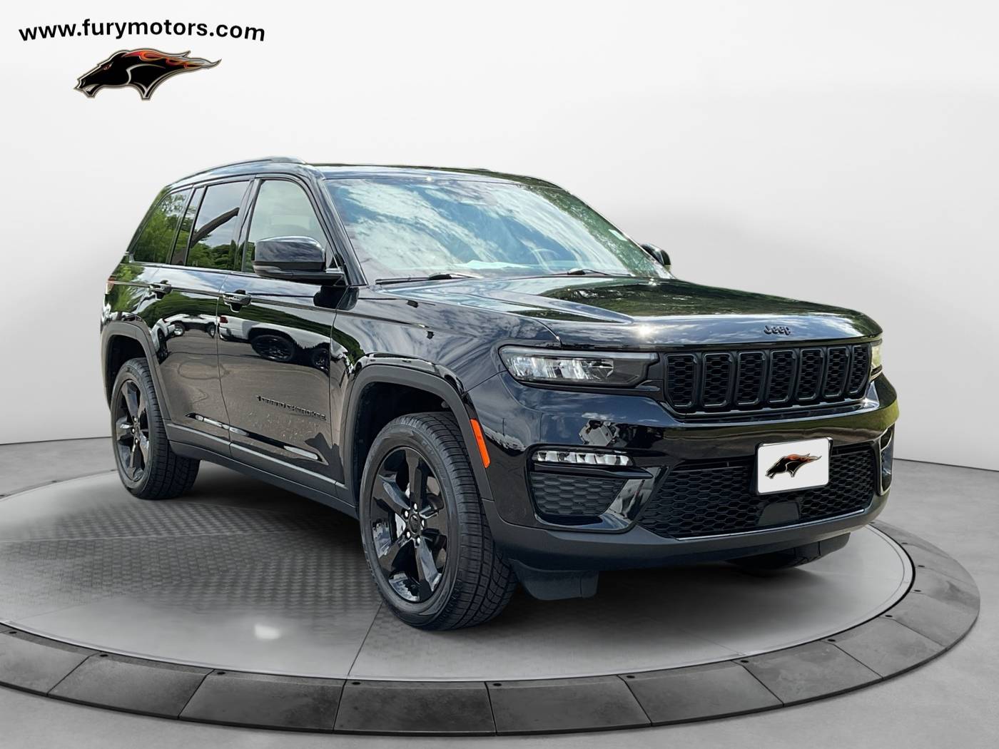 2023 Jeep Grand Cherokee Limited — SUV — 28,417 mi — South St. Paul, MN