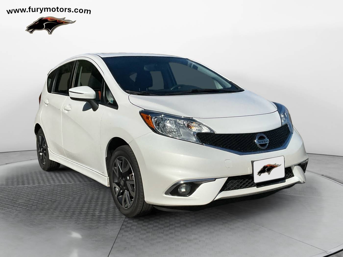 2016 Nissan Versa 1.6 SV — Hatchback — 76,760 mi — South St. Paul, MN