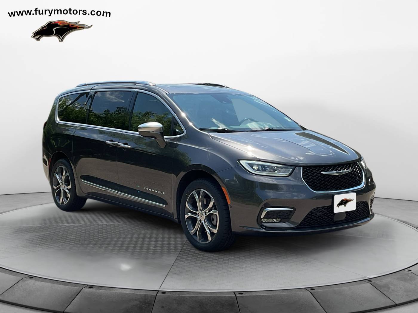 2022 Chrysler Pacifica Pinnacle — Minivan — 27,536 mi — South St. Paul, MN