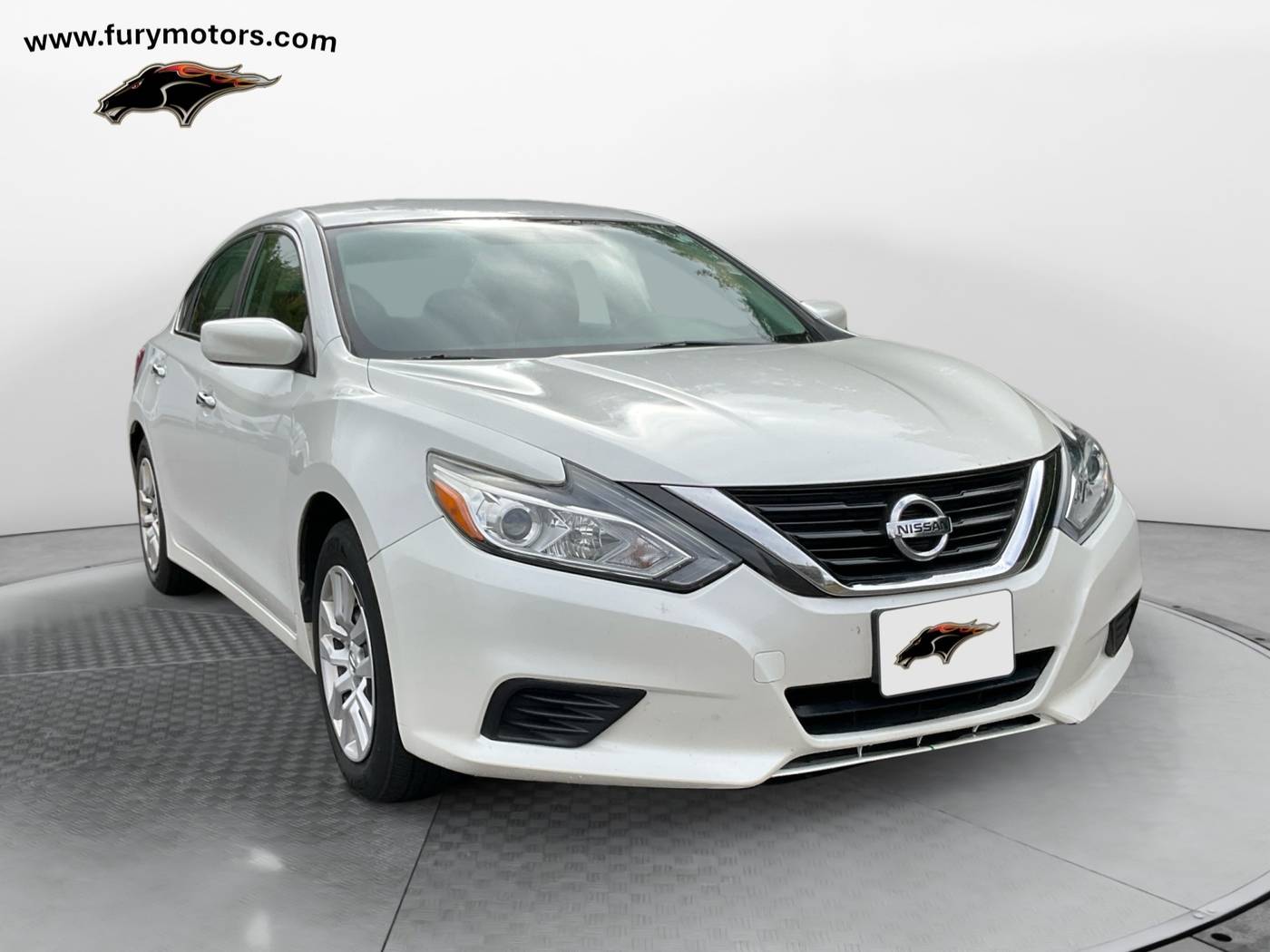 2016 Nissan Altima 2.5 S — Sedan — 132,214 mi — South St. Paul, MN