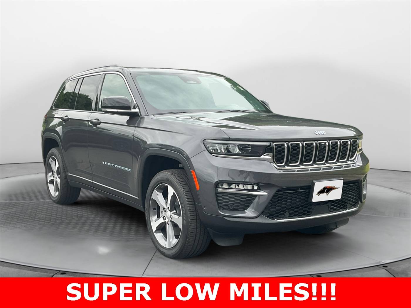 2024 Jeep Grand Cherokee 4xe — SUV — 24 mi — South St. Paul, MN