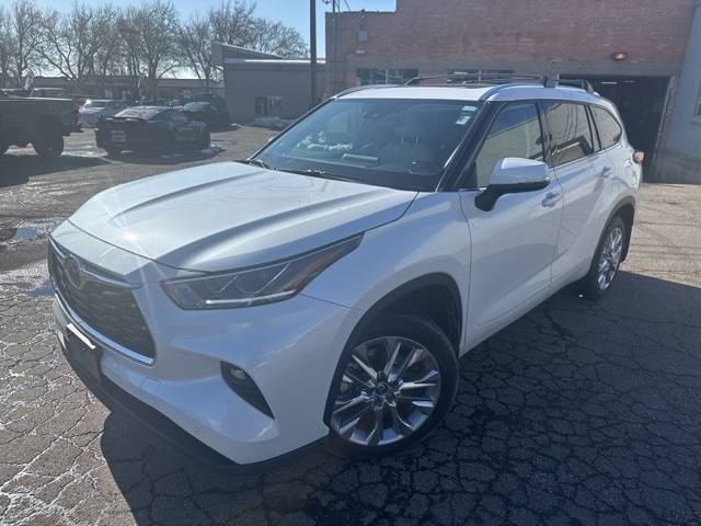2021 Toyota Highlander Limited — SUV — 30,048 mi — Brigham City, UT