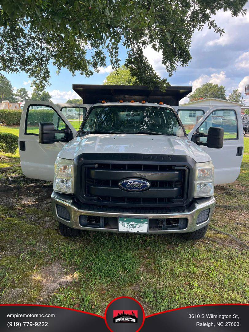 2015 Ford Super Duty F-350 Chassis Cab XL — Chassis Cab Truck — 105,052 mi — Raleigh, NC