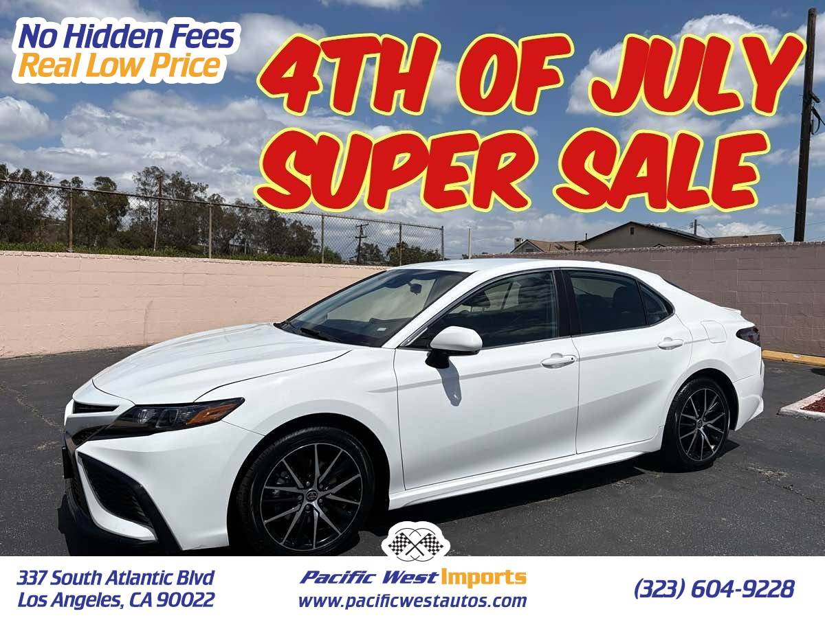 2022 Toyota Camry SE — Sedan — 52,291 mi — Los Angeles, CA