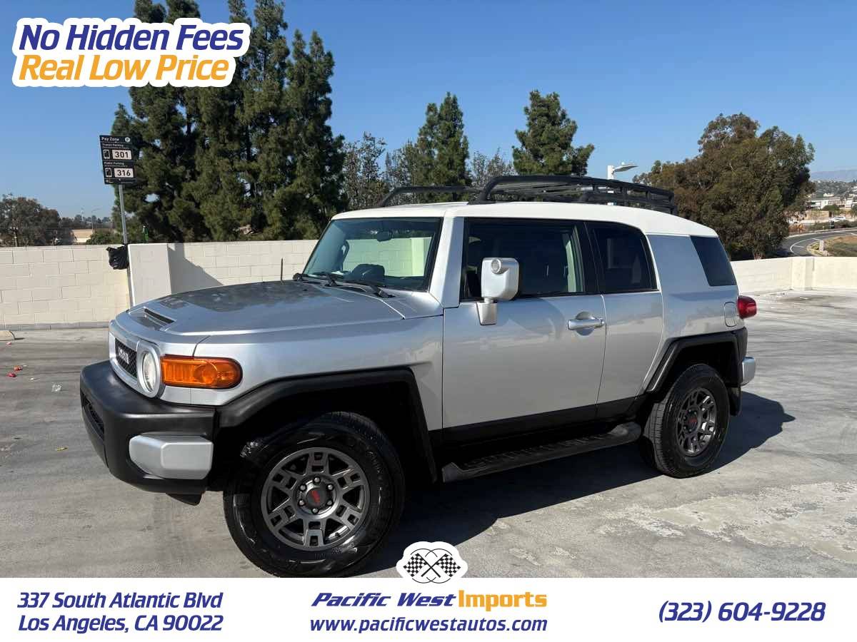 2007 Toyota FJ Cruiser Base — SUV — 106,122 mi — Los Angeles, CA