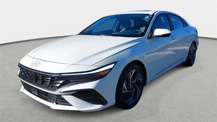 2024 Hyundai Elantra Hybrid Limited — Sedan — 5,205 mi — Durham, NC