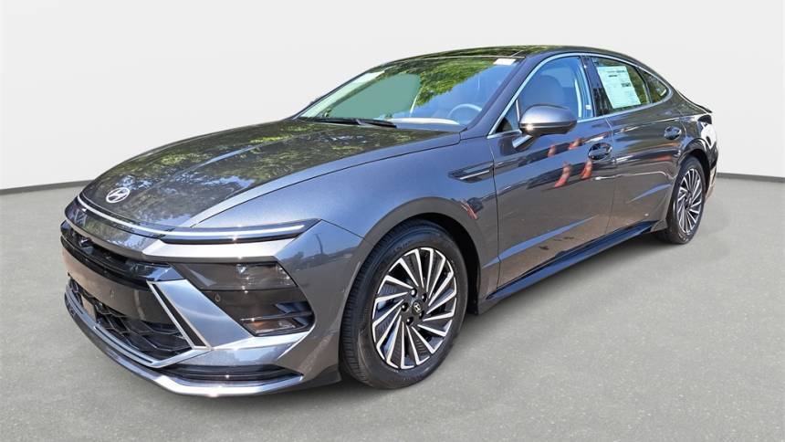 2024 Hyundai Sonata Hybrid Limited — Sedan — 4,332 mi — Durham, NC