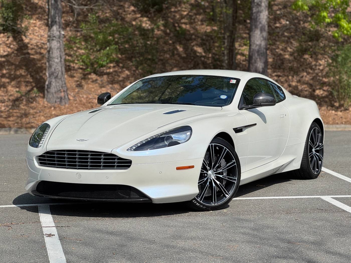 2015 Aston Martin DB9 Carbon Edition