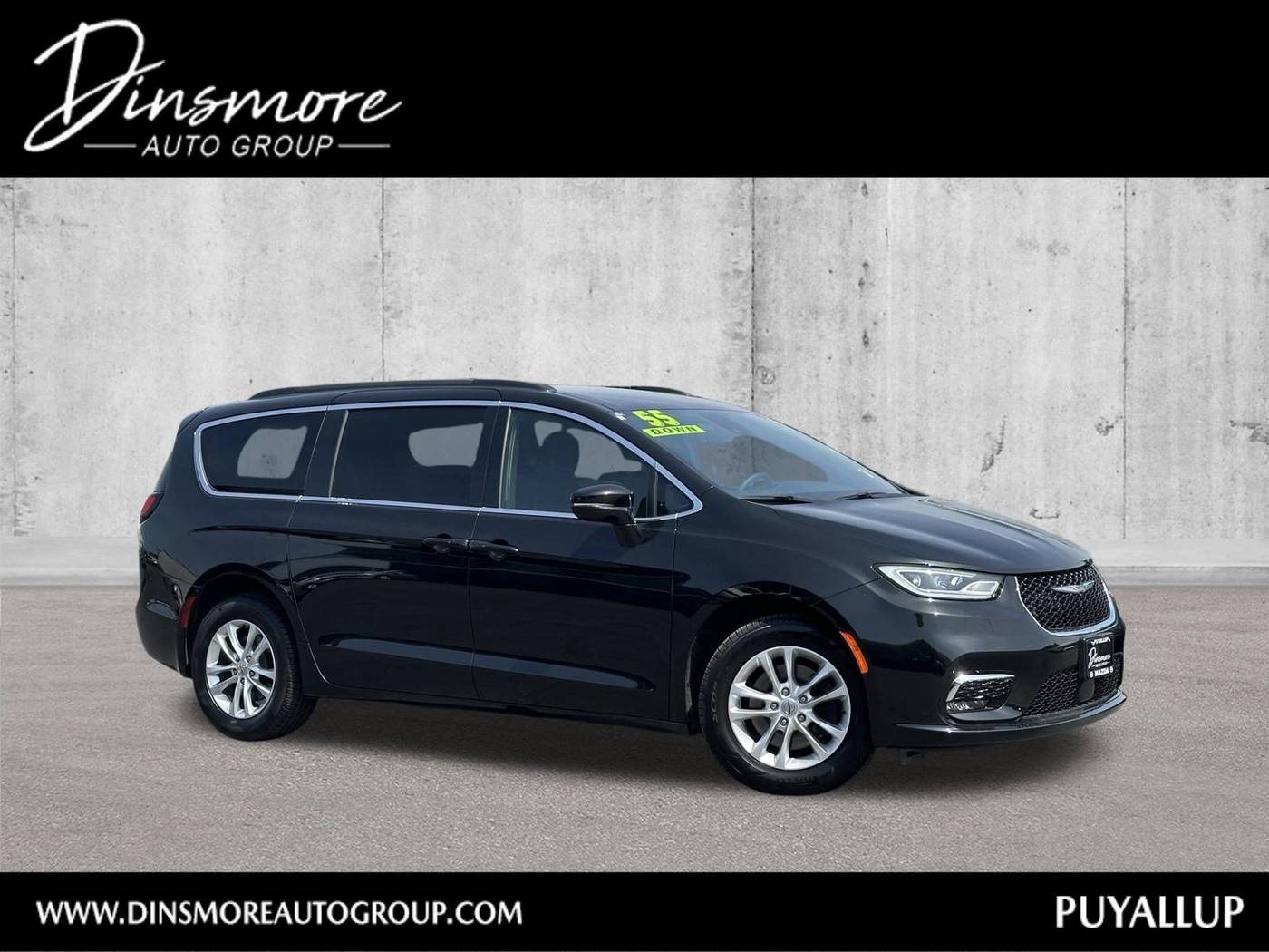 2022 Chrysler Pacifica Touring — Minivan — 17,899 mi — Puyallup, WA