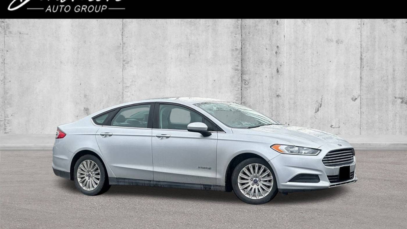 2015 Ford Fusion Hybrid S — Sedan — 82,649 mi — Puyallup, WA