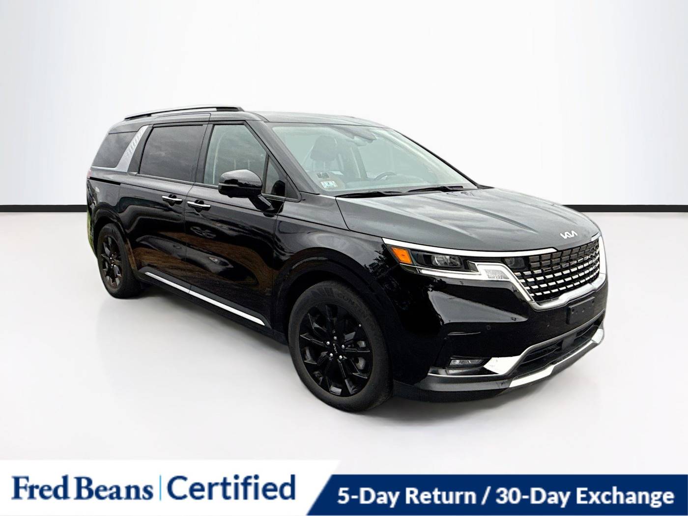 2023 Kia Carnival SX — Minivan — 28,456 mi — Mechanicsburg, PA