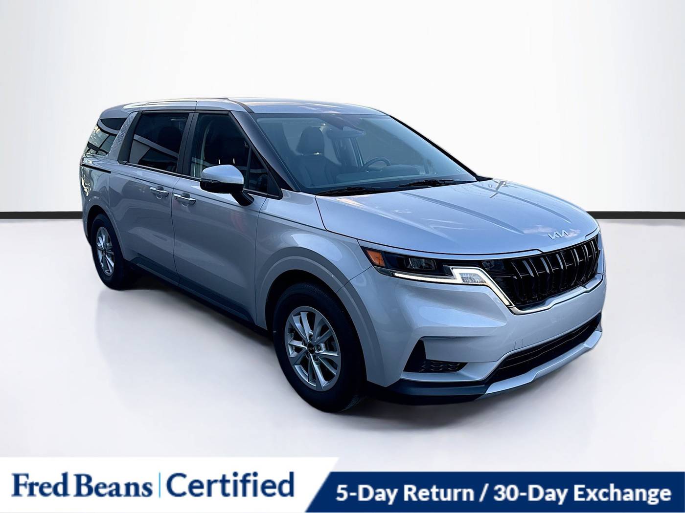 2023 Kia Carnival LXS — Minivan — 18,884 mi — Mechanicsburg, PA