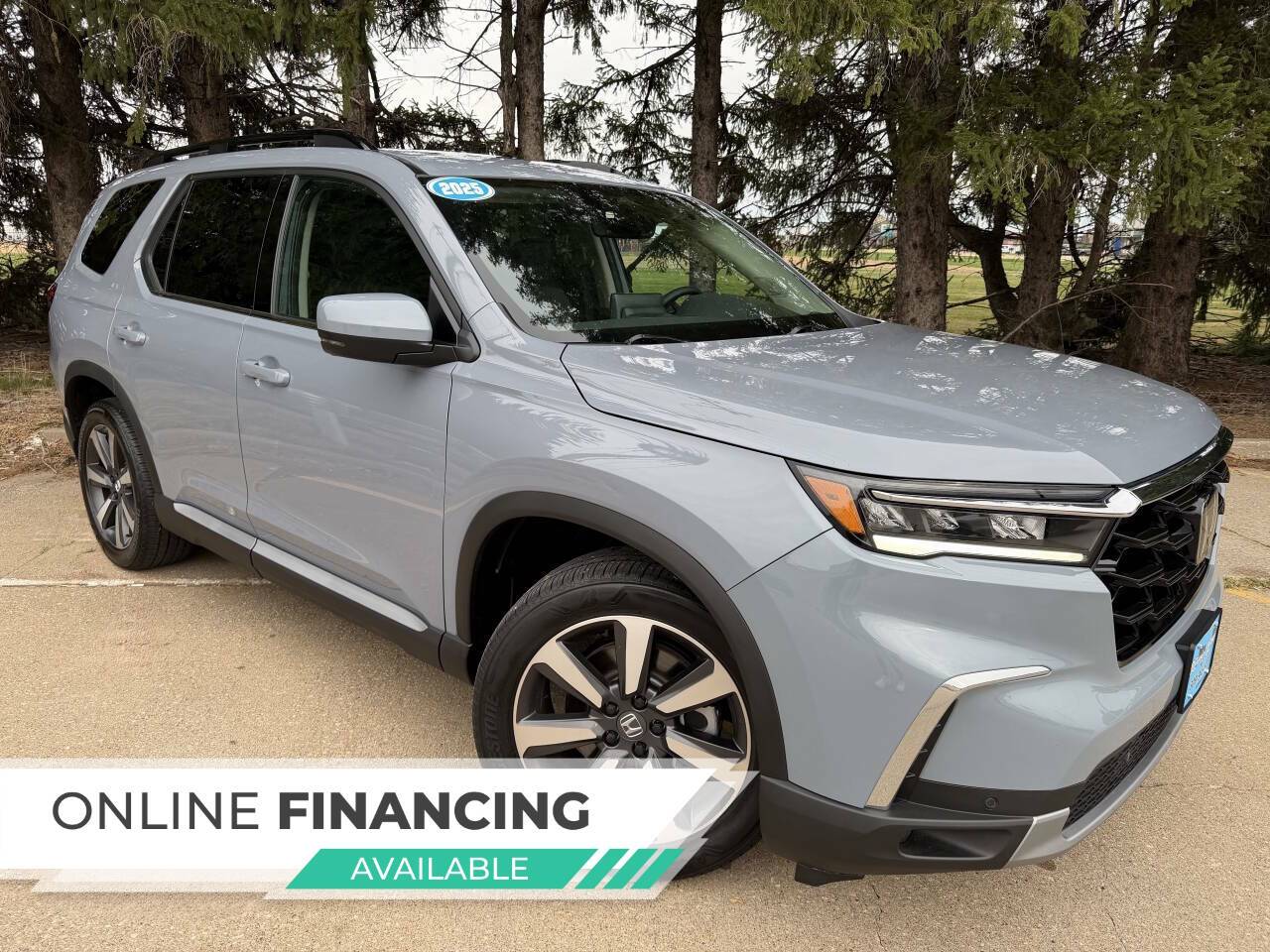 2025 Honda Pilot Touring — SUV — 13,724 mi — Eldridge, IA