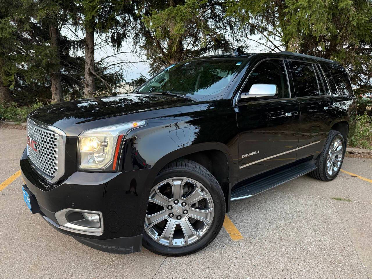 2016 GMC Yukon Denali — SUV — 165,769 mi — Eldridge, IA