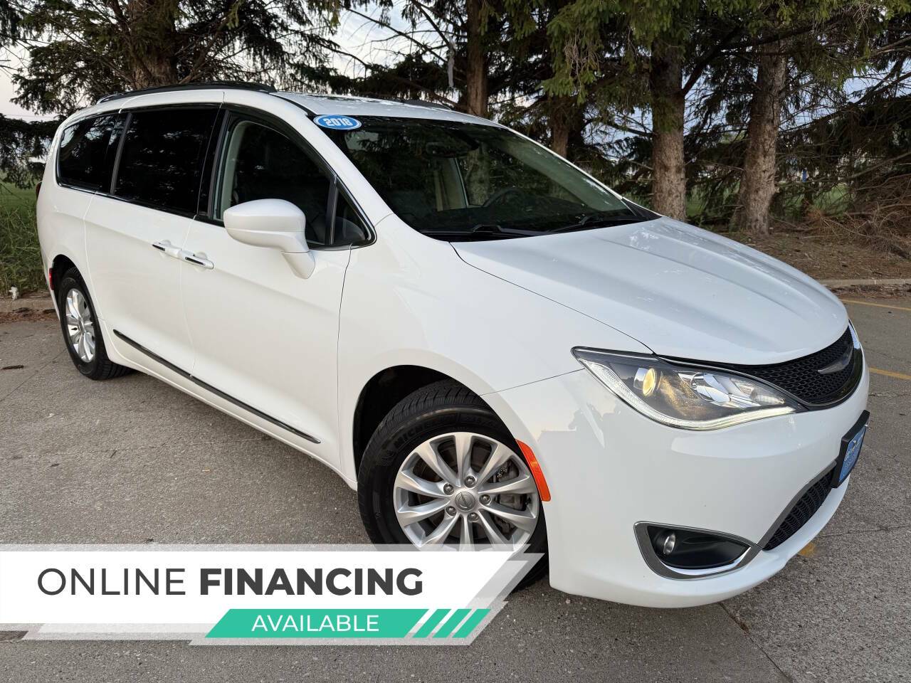 2018 Chrysler Pacifica Touring L Plus — Minivan — 70,155 mi — Eldridge, IA