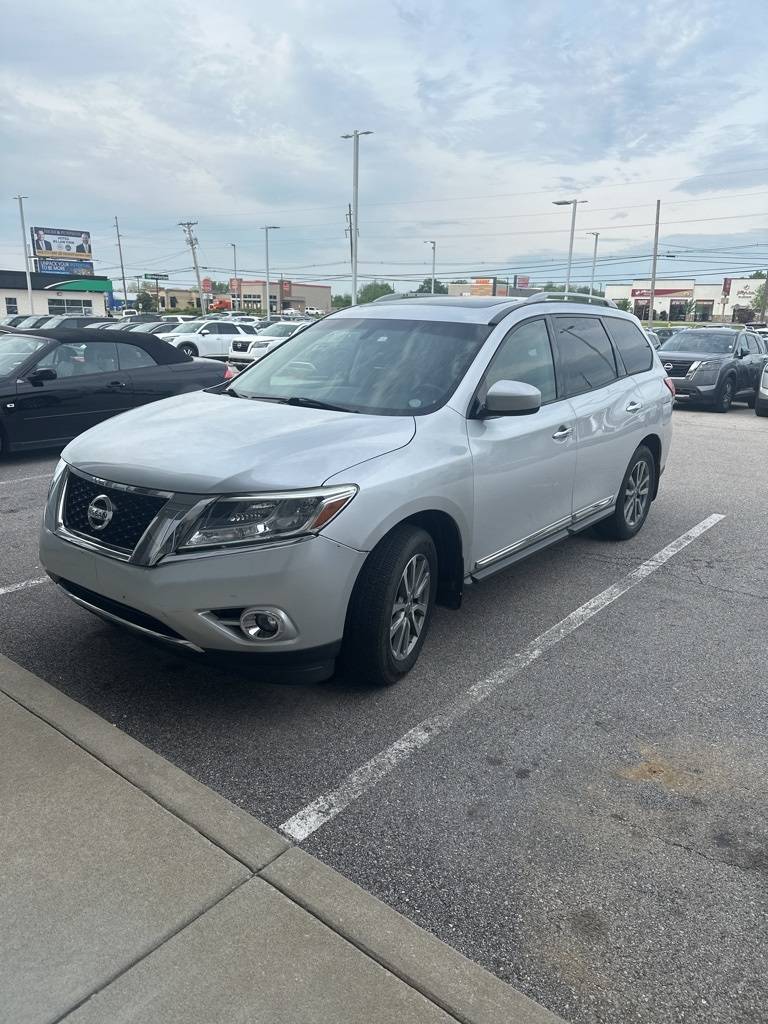 2013 Nissan Pathfinder SL — SUV — 185,000 mi — Frankfort, KY