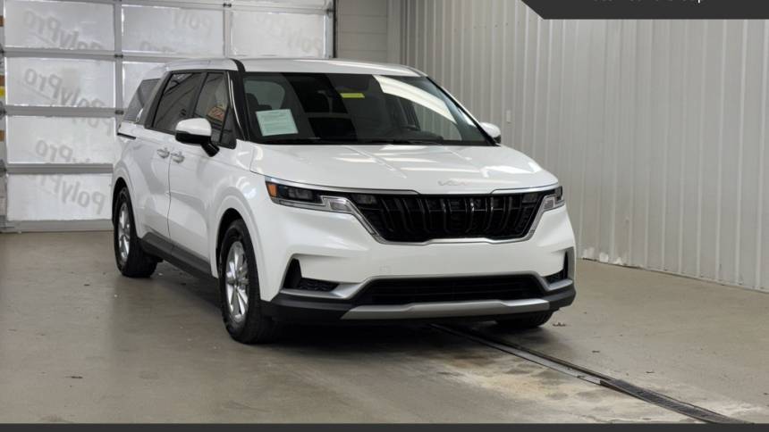 2024 Kia Carnival LXS — Minivan — 45,686 mi — Frankfort, KY