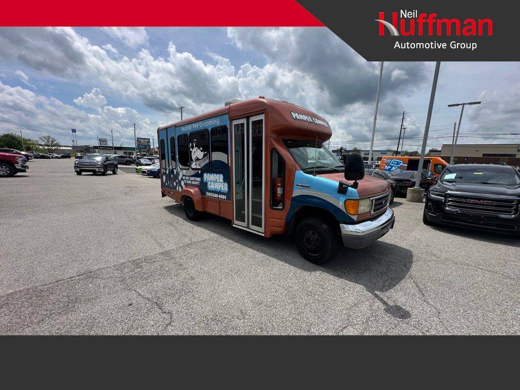 2006 Ford Econoline Commercial Cutaway E-350