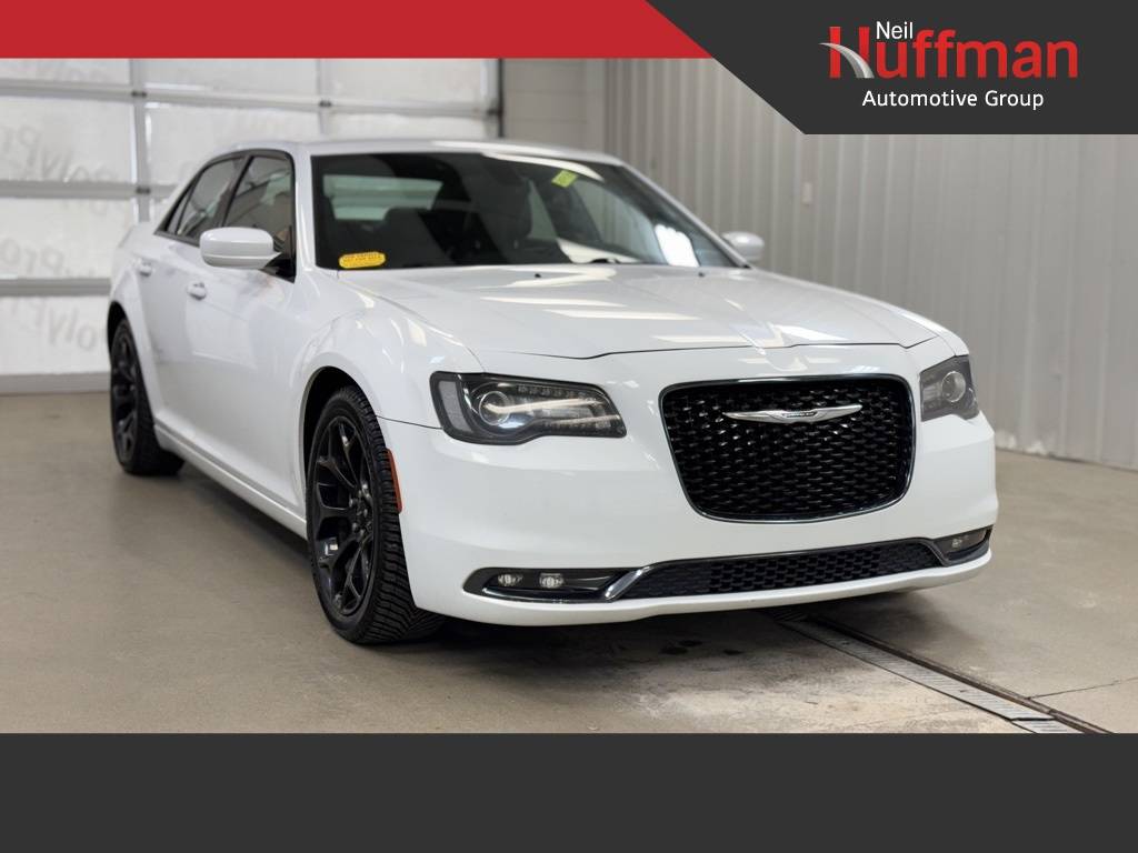2015 Chrysler 300 S — Sedan — 93,126 mi — Frankfort, KY