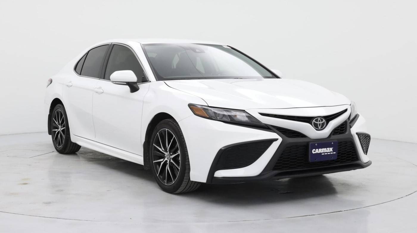 2024 Toyota Camry SE — Sedan — 15,716 mi — Meridian, ID