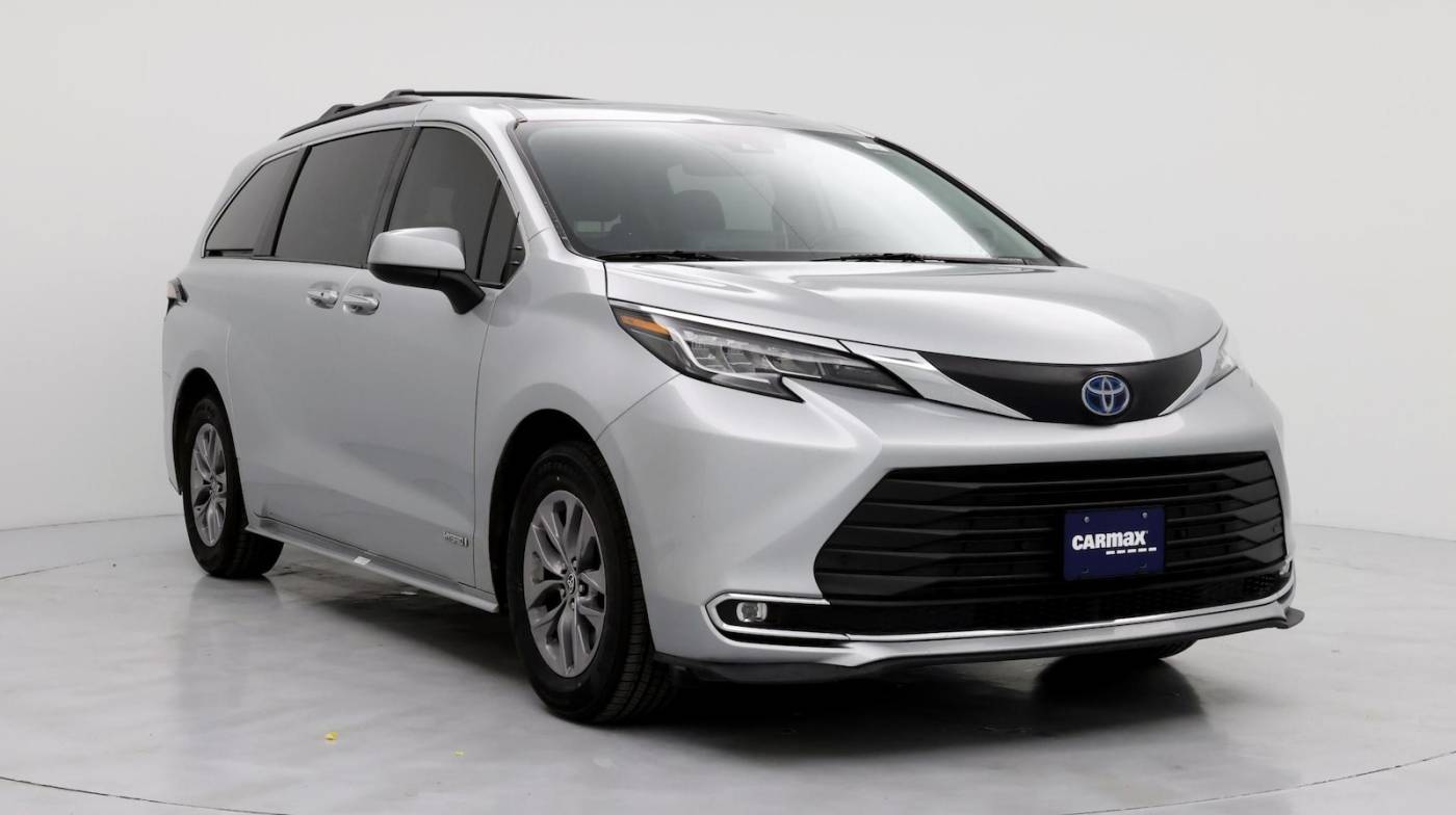 2021 Toyota Sienna XLE — Minivan — 44,048 mi — Meridian, ID