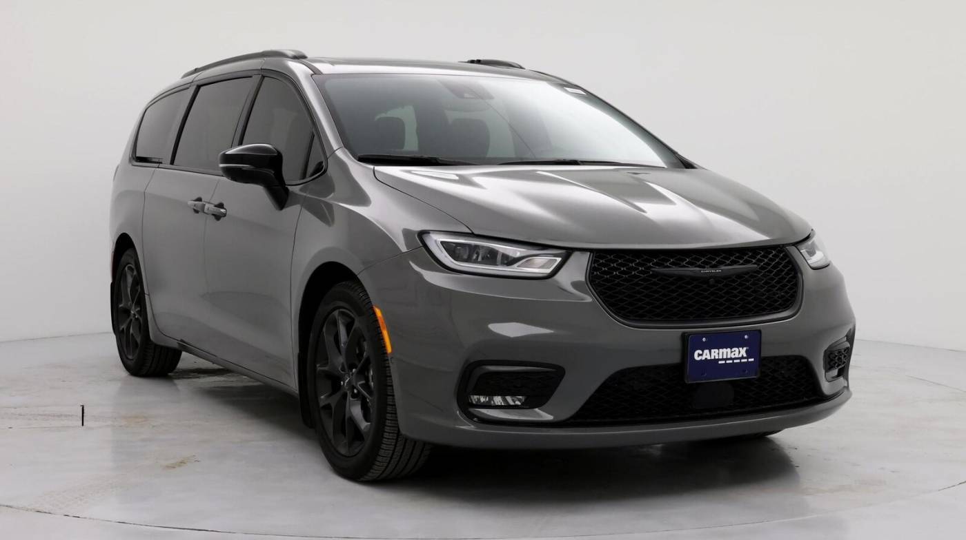 2023 Chrysler Pacifica Limited — Minivan — 8,284 mi — Meridian, ID
