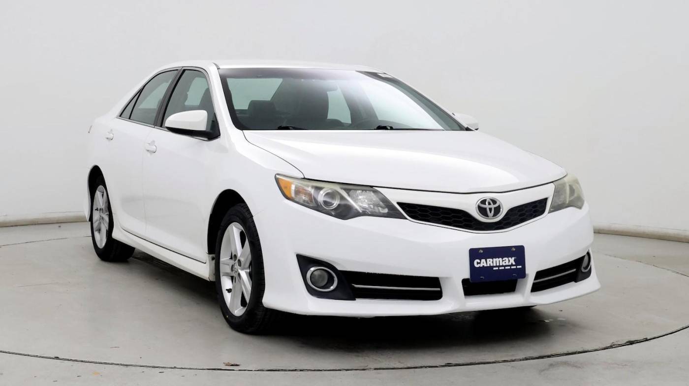 2014 Toyota Camry SE — Sedan — 53,008 mi — Maple Shade, NJ
