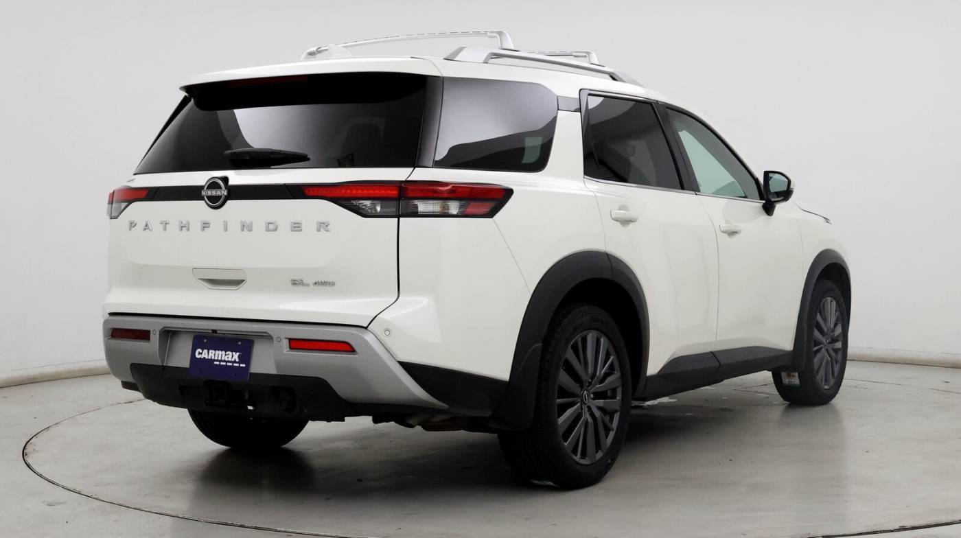 2023 Nissan Pathfinder SL — SUV — 17,106 mi — Maple Shade, NJ