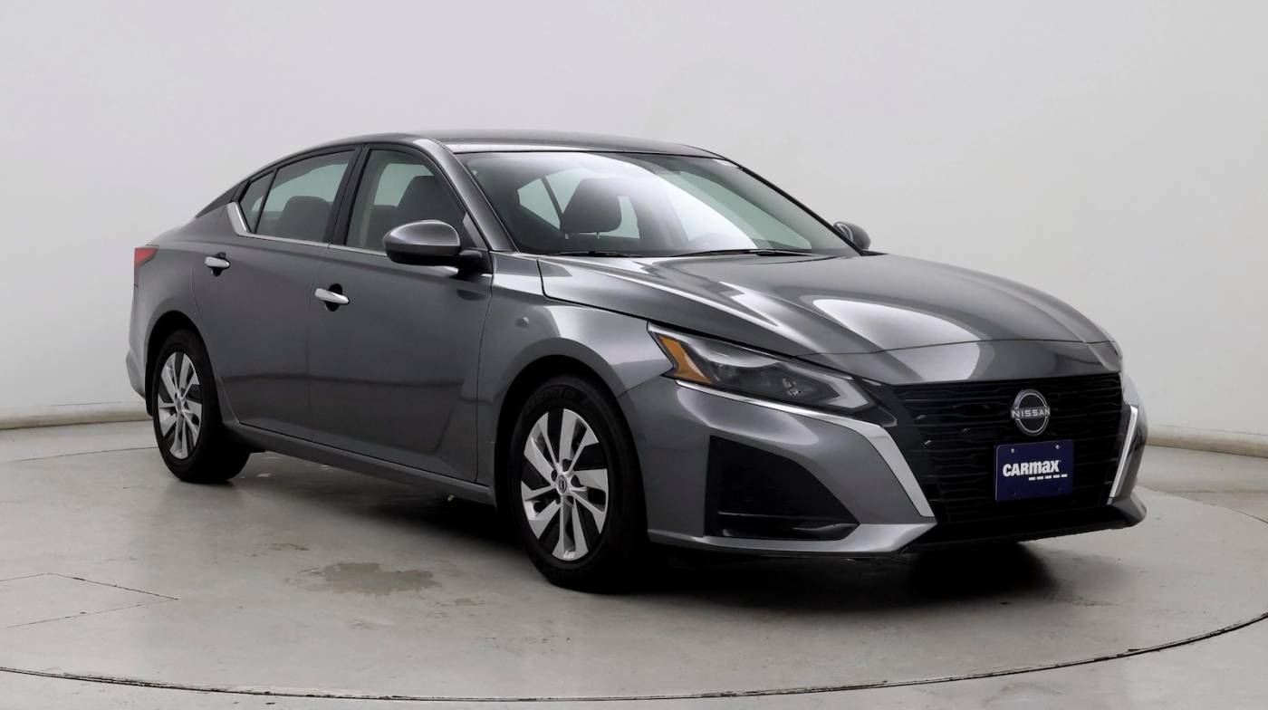 2023 Nissan Altima S — Sedan — 5,801 mi — Maple Shade, NJ