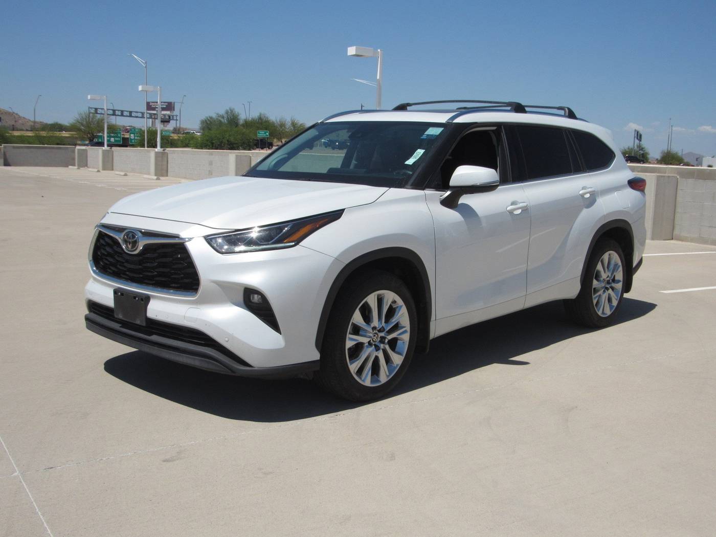2023 Toyota Highlander Limited — SUV — 32,189 mi — Tempe, AZ