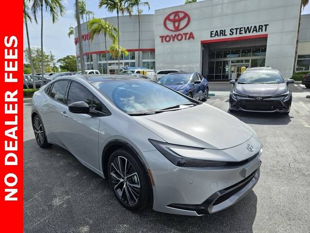 2024 Toyota Prius Limited — Hatchback — 4,901 mi — Lake Park, FL
