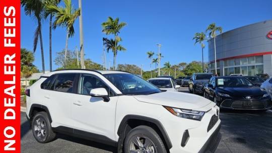 2024 Toyota RAV4 XLE — SUV — 5 mi — Lake Park, FL