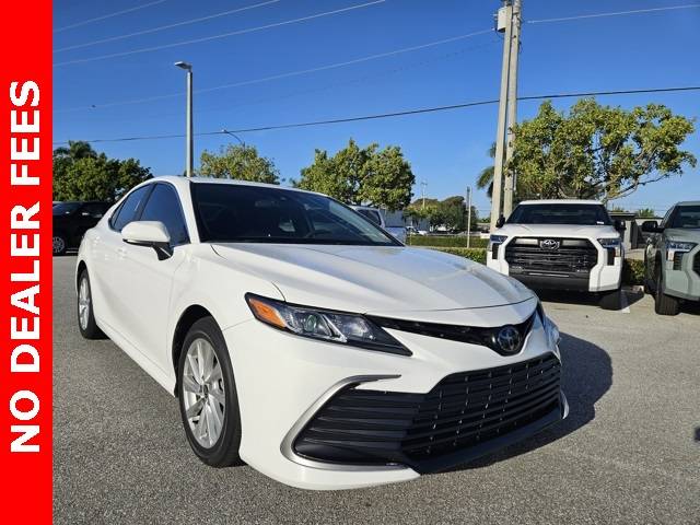 2023 Toyota Camry LE — Sedan — 6,046 mi — Lake Park, FL
