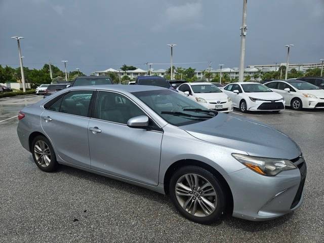 2015 Toyota Camry SE — Sedan — 58,409 mi — Lake Park, FL