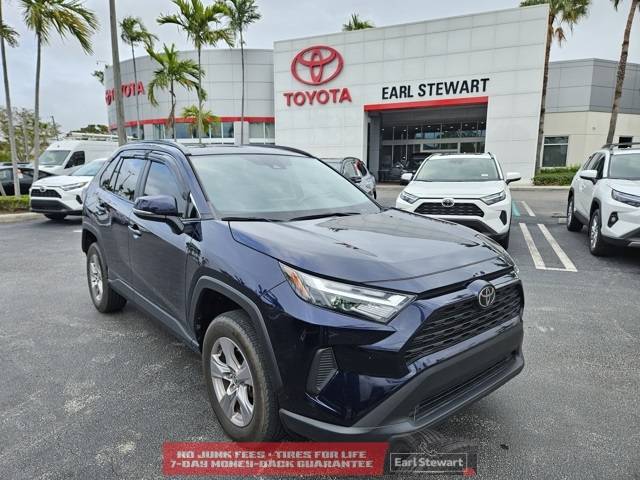 2022 Toyota RAV4 XLE — SUV — 21,880 mi — Lake Park, FL