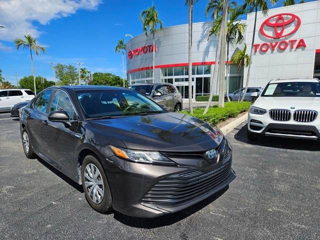 2018 Toyota Camry Hybrid LE — Sedan — 60,281 mi — Lake Park, FL